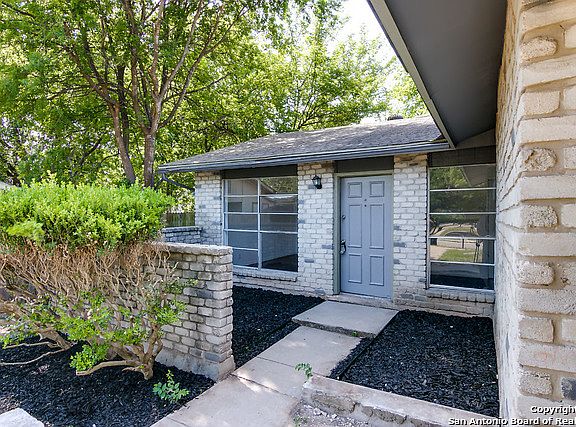 2nd image of 5738 Bienville Dr