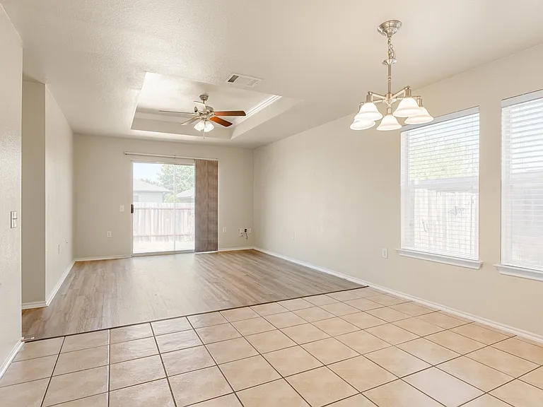 7400 Cayenne Ln — Photo 13