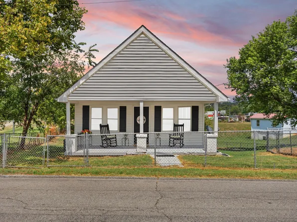 1024 W Columbia St, Somerset, KY 42503