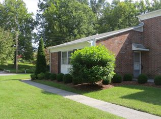 240 Jefferson Cir APT 1, Abingdon, VA 24210