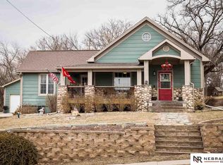 405 E 2nd St, Louisville, NE 68037