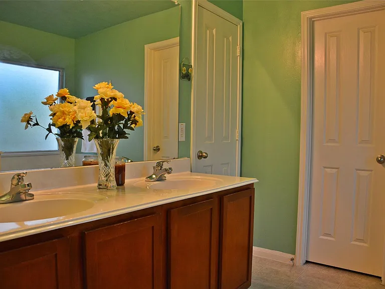 12802 Mills Trail Ln — Photo 9