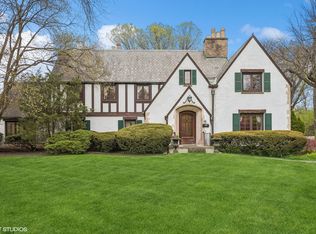 172 De Windt Rd, Winnetka, IL 60093