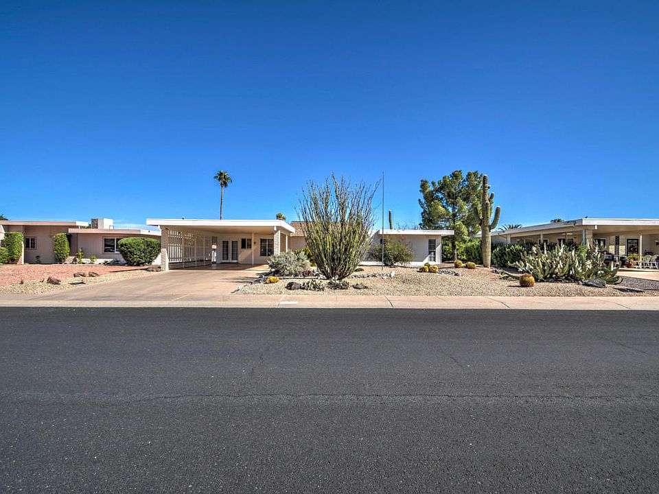 1st image of 10834 W Willowbrook Dr