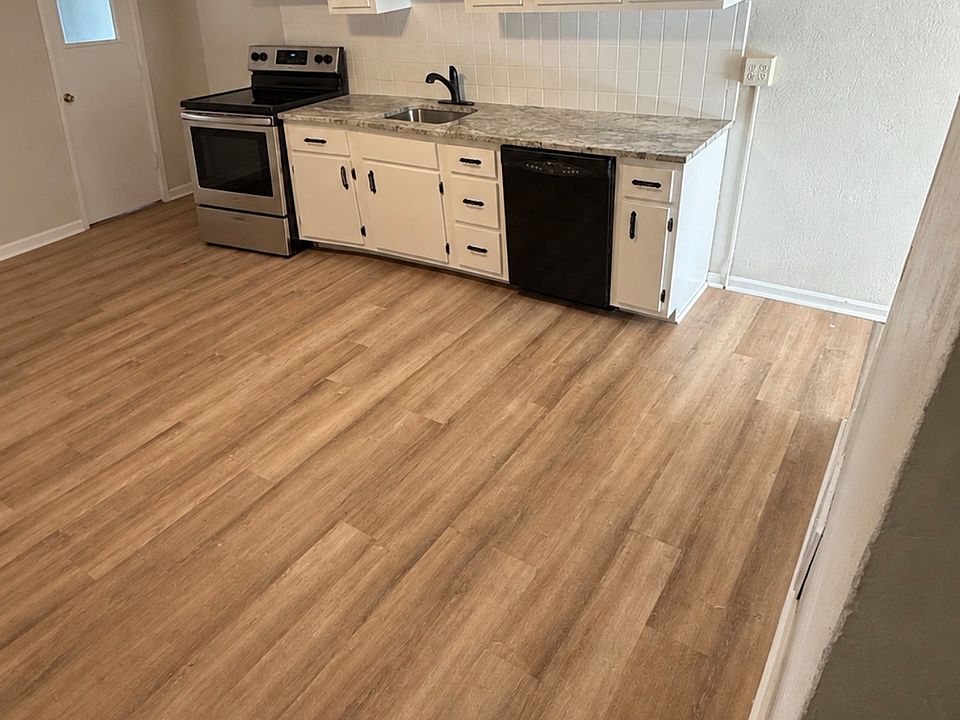 1st image of 326 Taylor St
