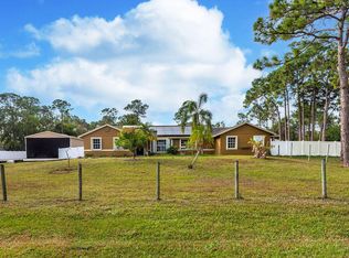 16896 N 76th Street N, Loxahatchee, FL 33470