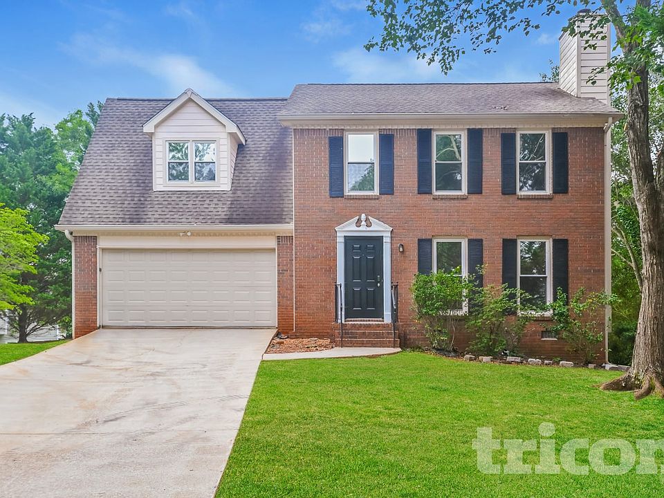 1st image of 3850 Paulownia Dr