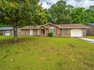 4328 Cheviot Dr, North Charleston, SC 29418