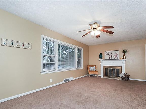 2nd image of 8513 Blue Ridge Blvd