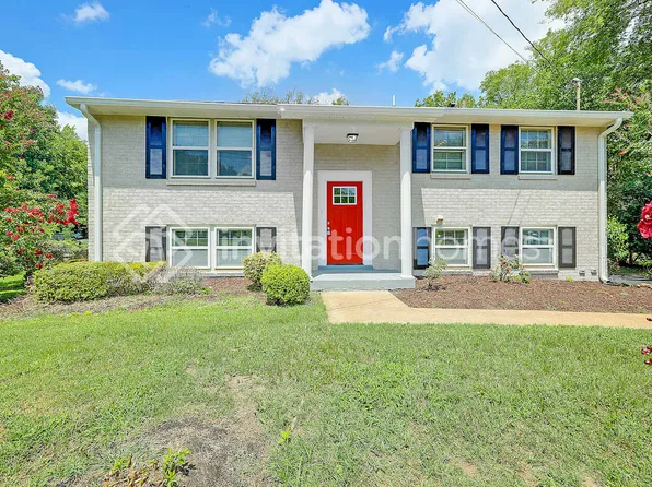 480 Paragon Mills Rd, Nashville, TN 37211