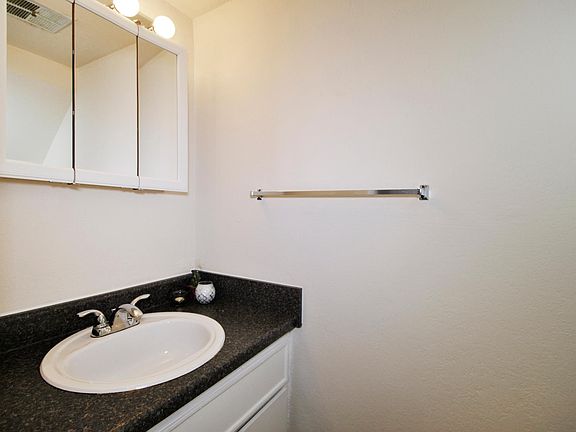 2nd image of 1111 Michigan Ave E APT 61