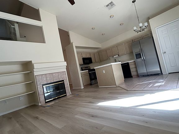 4th image of 3183 Castle Canyon Ave