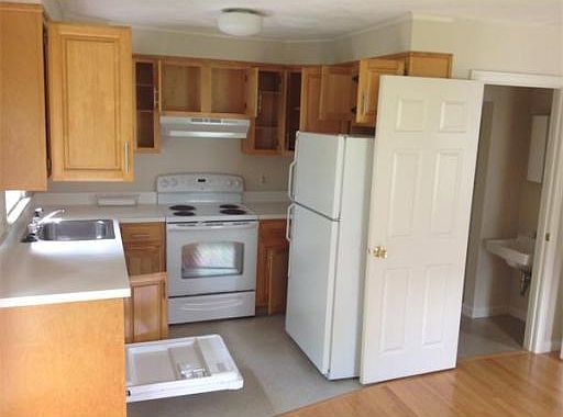 2nd image of 425 Woburn St APT 24