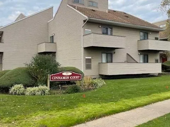 77 Liberty St APT 37, Little Ferry, NJ 07643