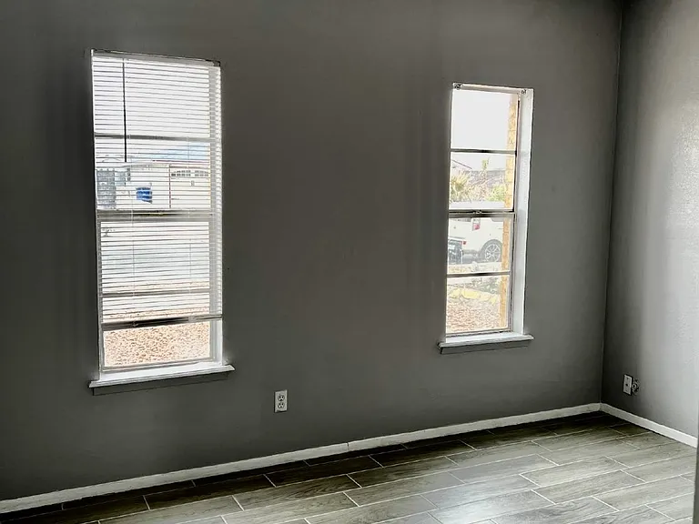 1618 Dale Douglas Dr — Photo 17