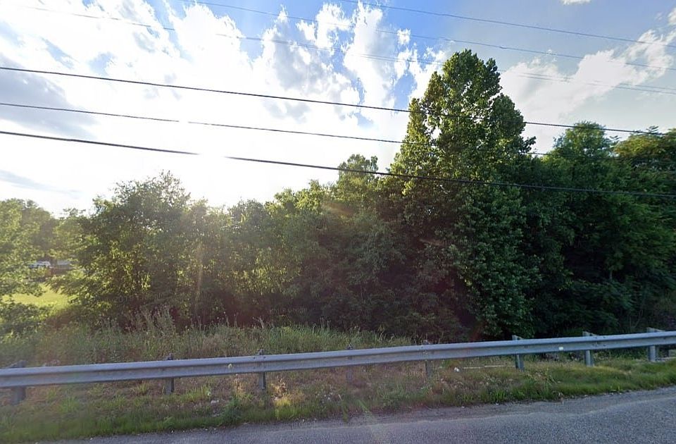2nd image of S Mount Juliet Rd