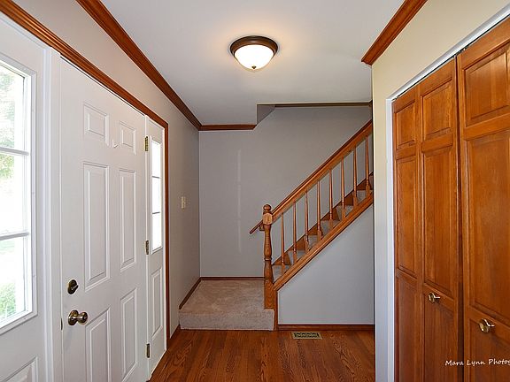 5th image of 1705 Cambridge Dr