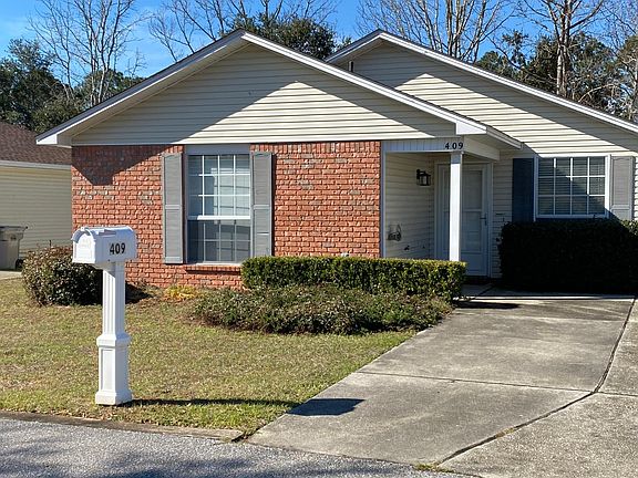 409 Oak Knoll Lane