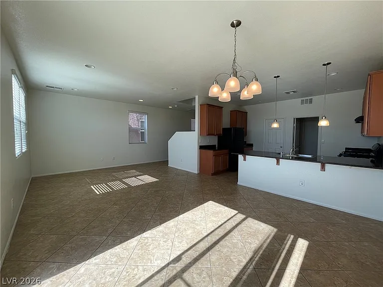 10662 Summerbell St — Photo 4