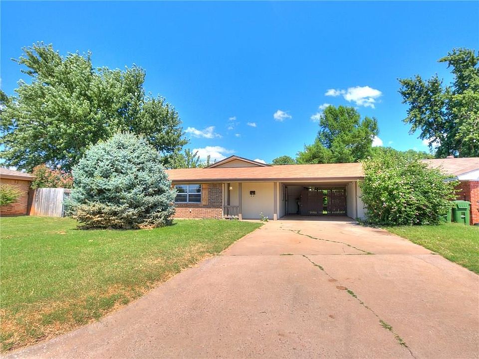 1st image of 613 Spruce Dr