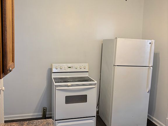4th image of 2649 Utah St #1