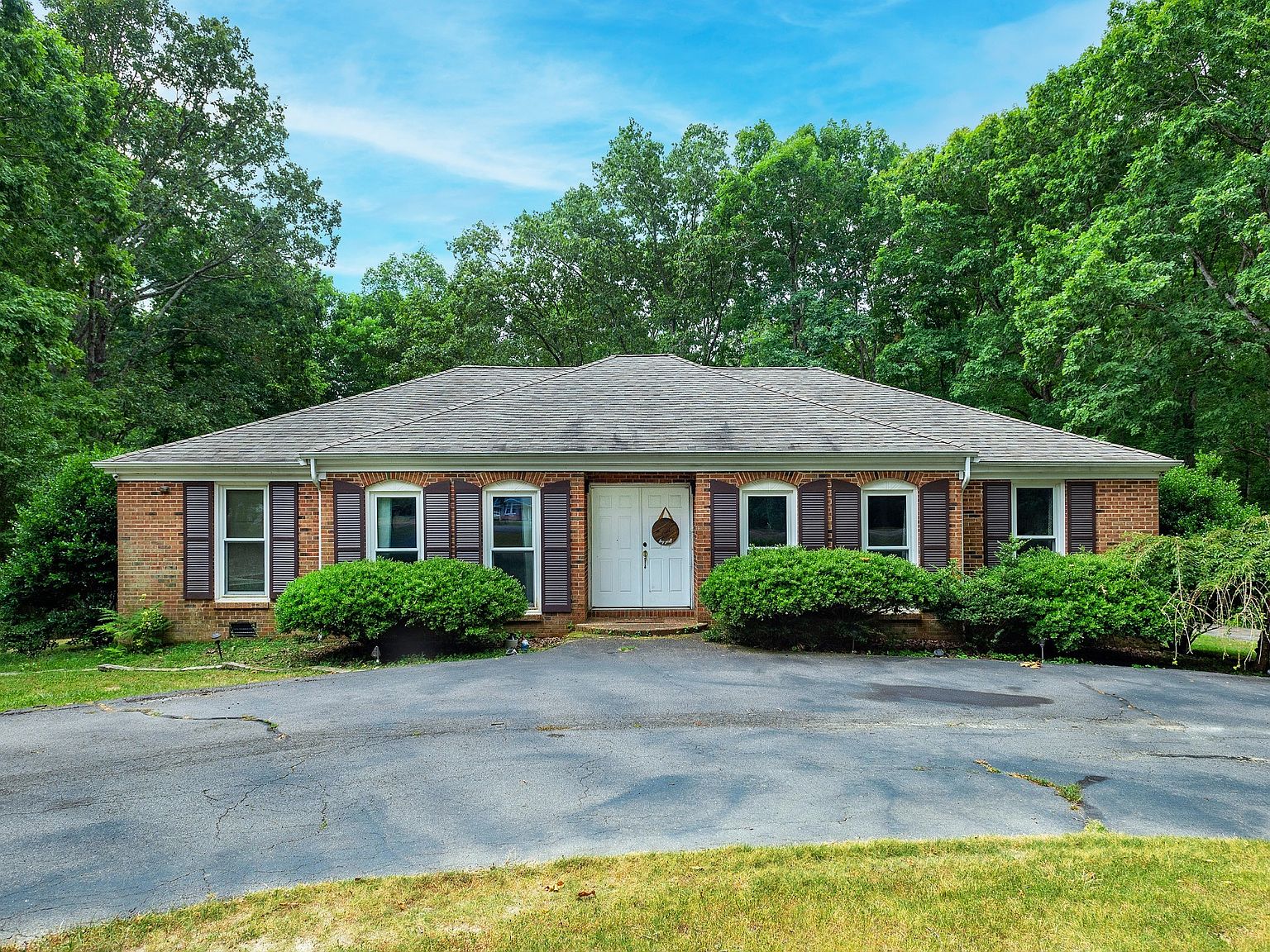 906 Asbury Dr, New Johnsonville, TN 37134 Zillow