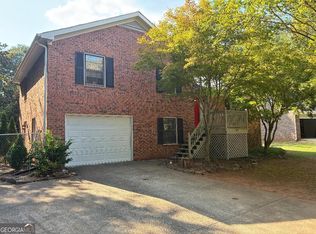 143 Stonybrook Ct, Athens, GA 30605
