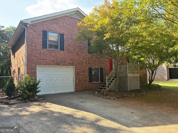 143 Stonybrook Ct, Athens, GA 30605