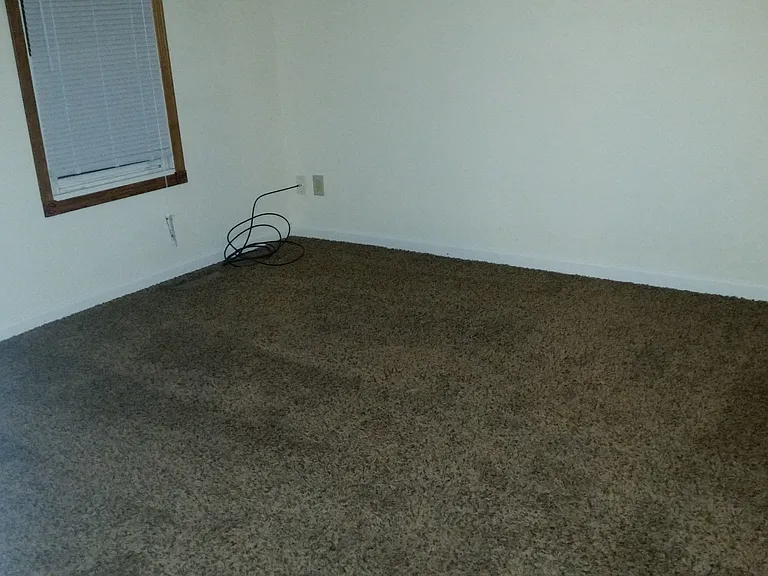 2nd floor bedroom
