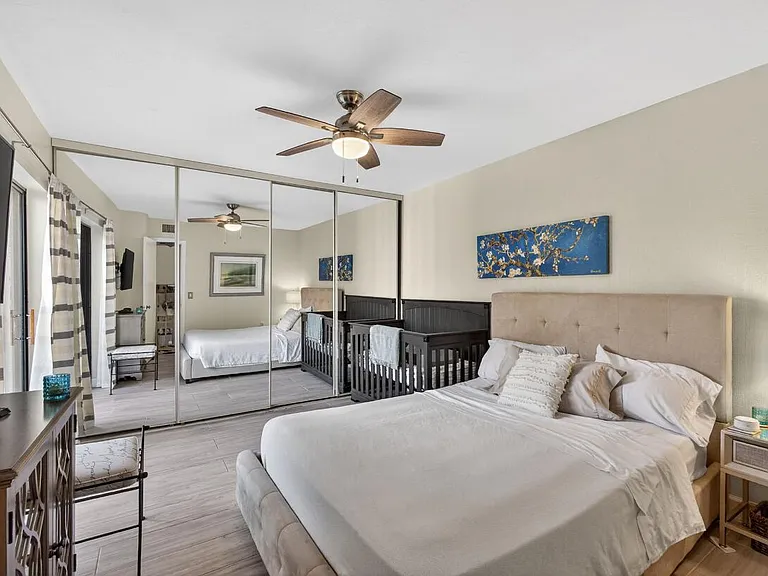1700 Embassy Dr #101 — Photo 11