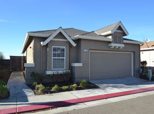 2120 Village Ln, Woodland, CA 95776
