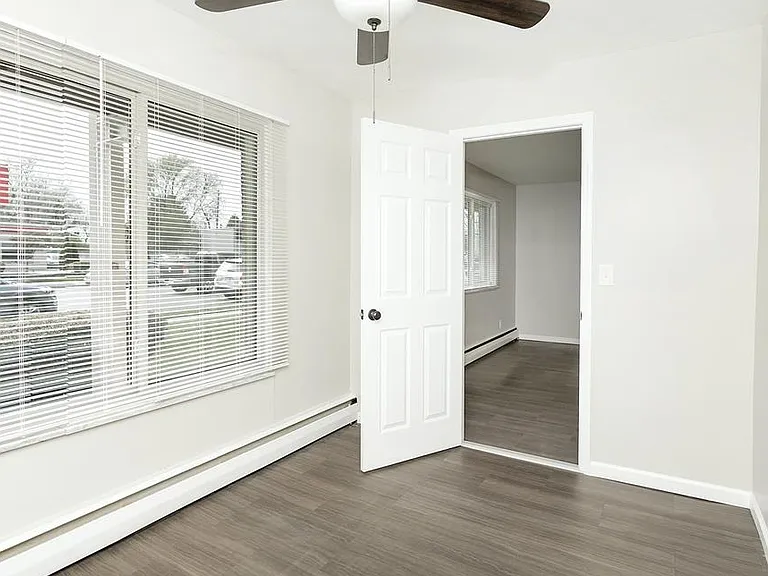 3330 Greenfield Rd #23 — Photo 5