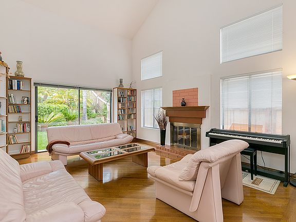 5th image of 3980 Del Mar Mdws