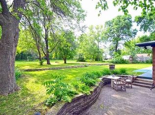 1416 Hallmark Ave N, Oakdale, MN 55128