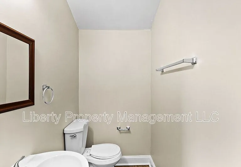 4905 Ashton Rd — Photo 10