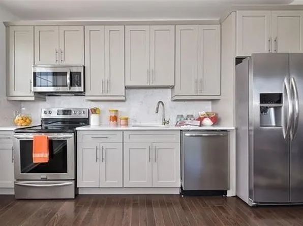 304 Broadway image 3 of 6