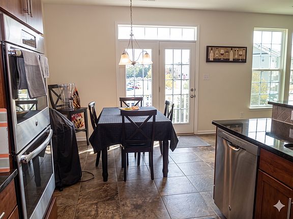3rd image of 1216 Chadwell Ct