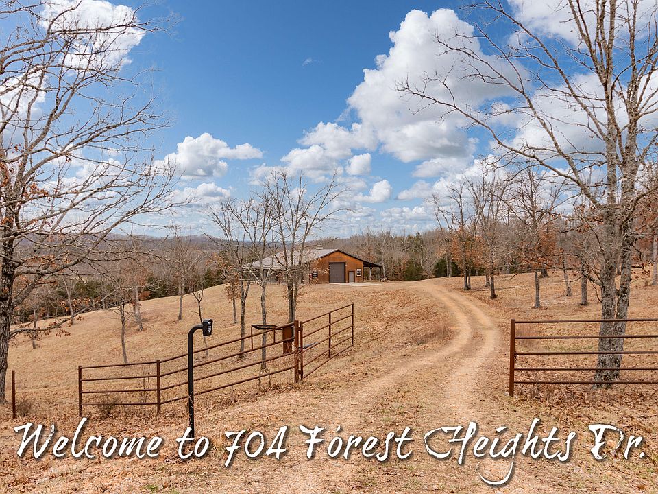 1st image of 704 Forest Heights Dr