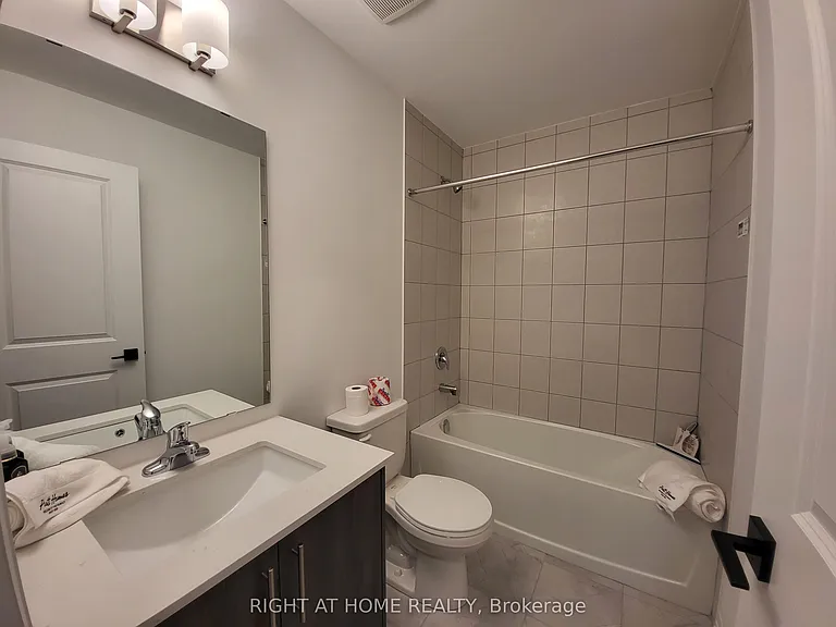 23 Fairlane Ave — Photo 7