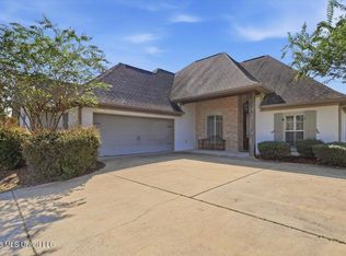 106 Elizabeth Dr, Brandon, MS 39042