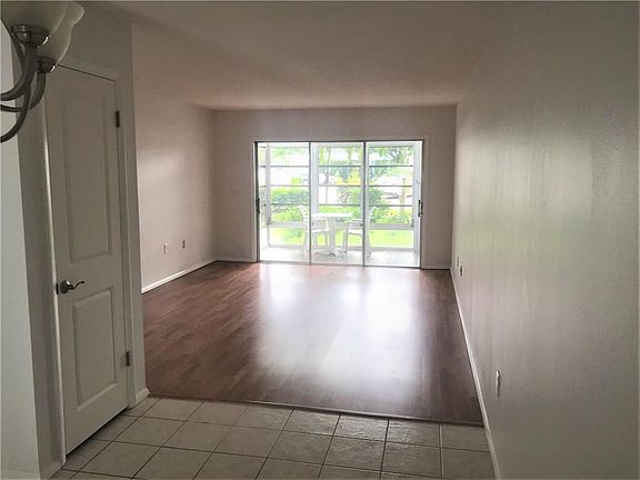 3rd image of 2800 Indian River Blvd APT Q3