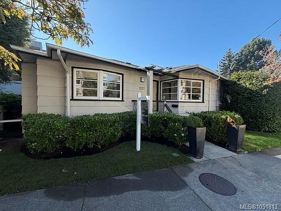 2nd image of 1217 Fairfield Rd