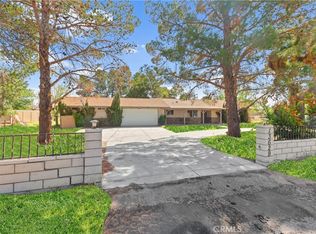 13629 Jicarilla Rd, Apple Valley, CA 92308