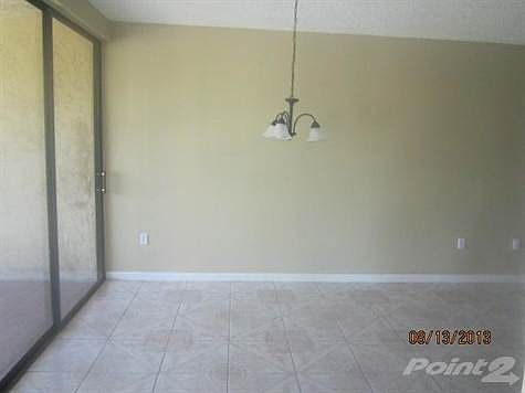 3rd image of 750 NE 199th St APT 203H
