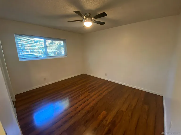 253 N Cedar St — Photo 14