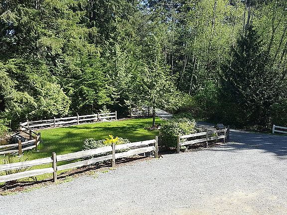 4th image of 3229 139th Ave NE
