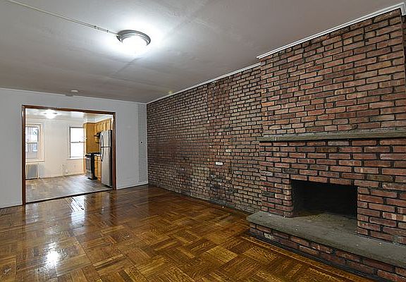 2nd image of 432 Henry St #1
