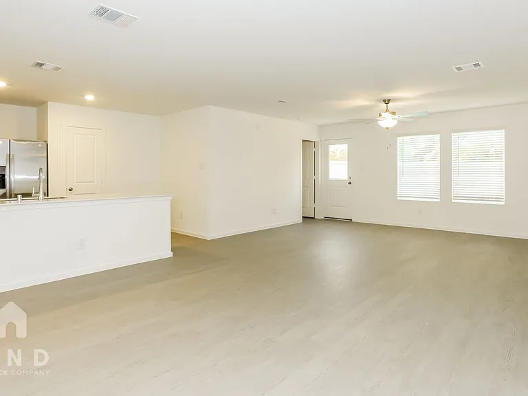 10116 Dalgreen Cir — Photo 9