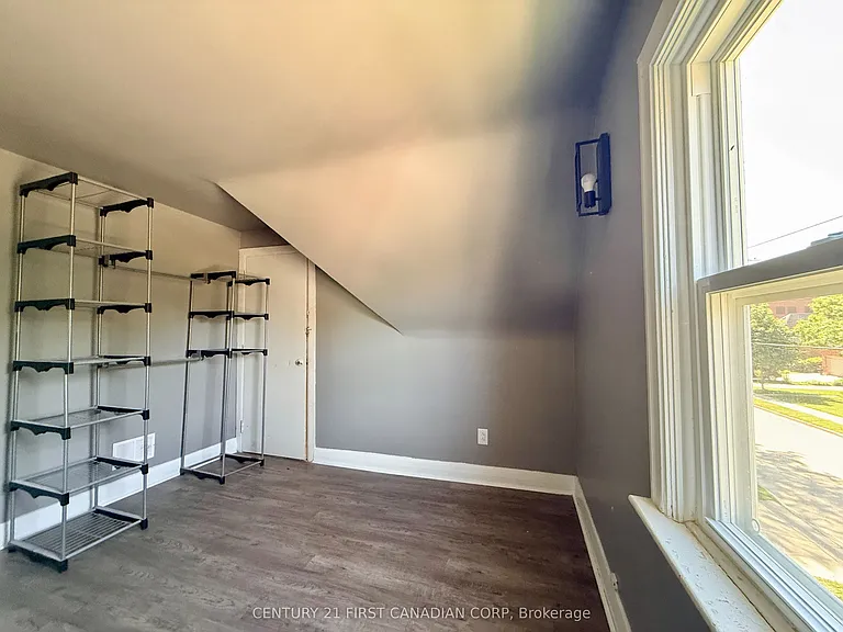 363 Ashland Ave #1 — Photo 16