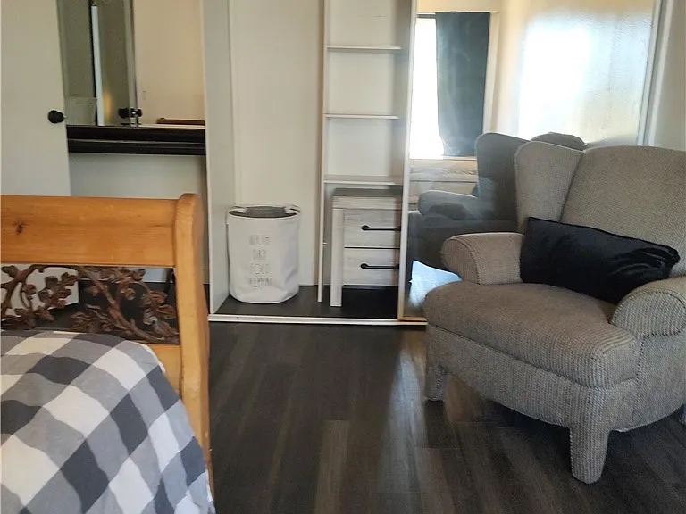 1507 Elizabeth Ave #2 — Photo 8